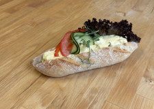 Baguette med Kyckling Curryröra